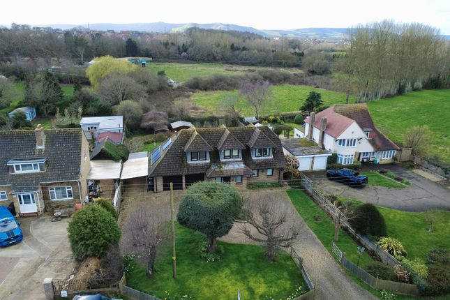 3 bed property, in Hailsham Road, £675,000