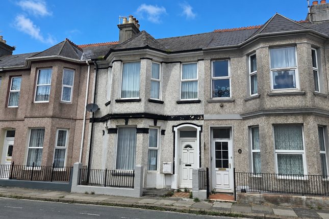 3 bed property, in St Leonards Road, £170,000