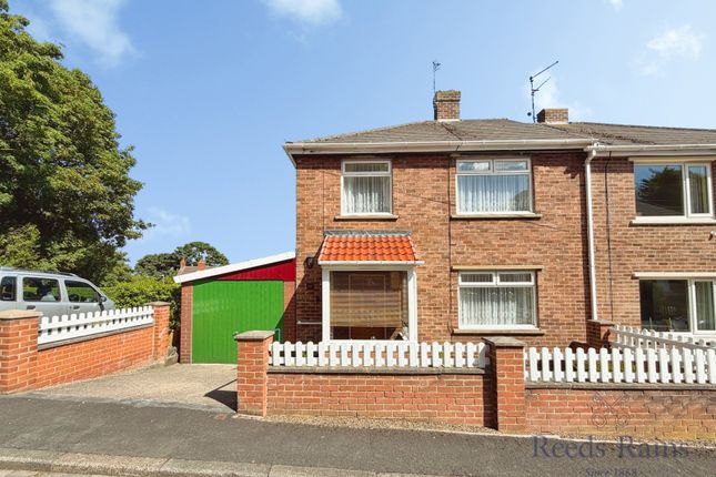 3 bed property, in Hillside, £180,000