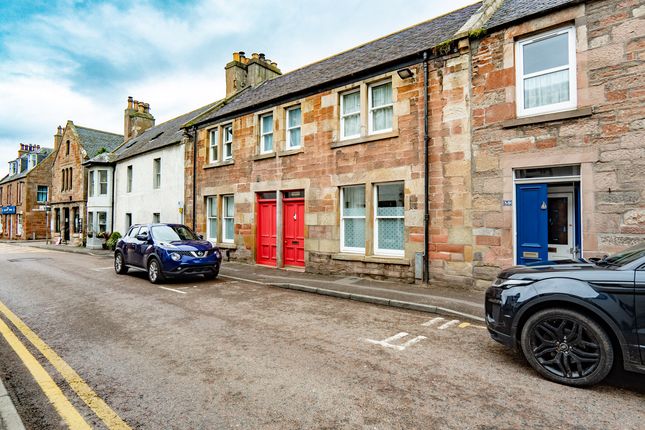 4 bed property, in High Street, £315,000