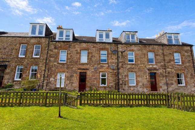 1 bed property, in Flat 1/3, £12,000