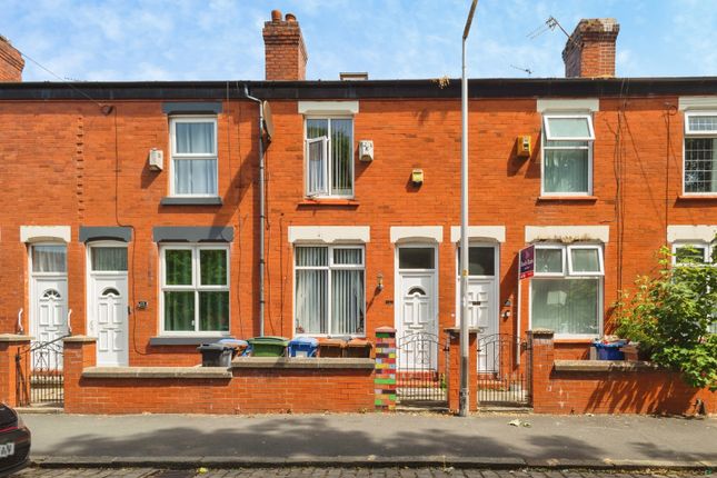 2 bed property, in Kimberley Street, £190,000