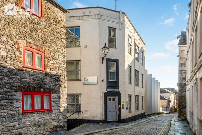 1 bed property, in New Street Flats, £80,000