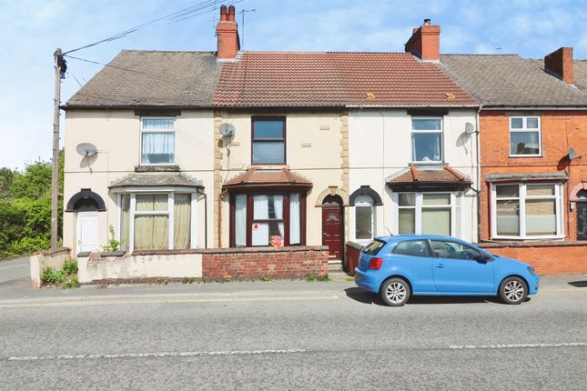 3 bed property, in Lowgates, £140,000