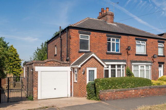 3 bed property, in Holyoake Avenue, £260,000