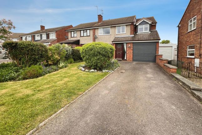4 bed property, in Shelley Road, £290,000