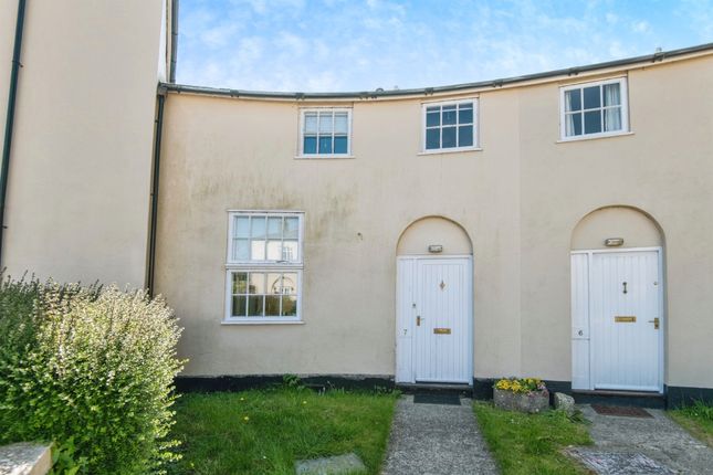 3 bed property, in The Stables, £215,000