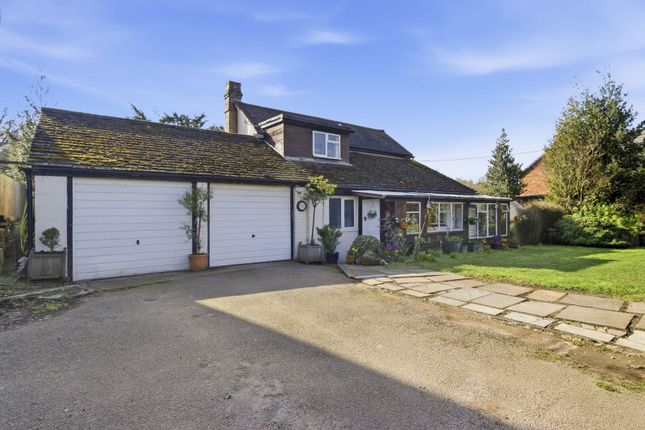 3 bed property, in Bromsberrow Heath, £350,000