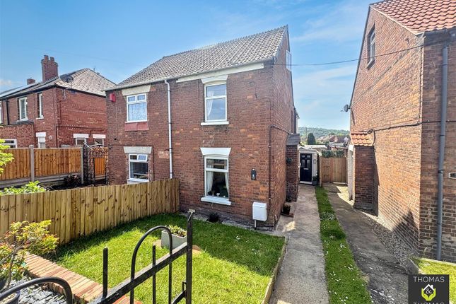 4 bed property, in Highfield Road, £315,000