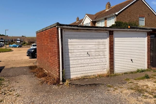 Land, in Kelso Close, £15,000