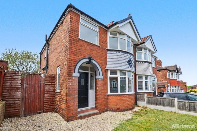 3 bed property, in Hinton Road, £230,000