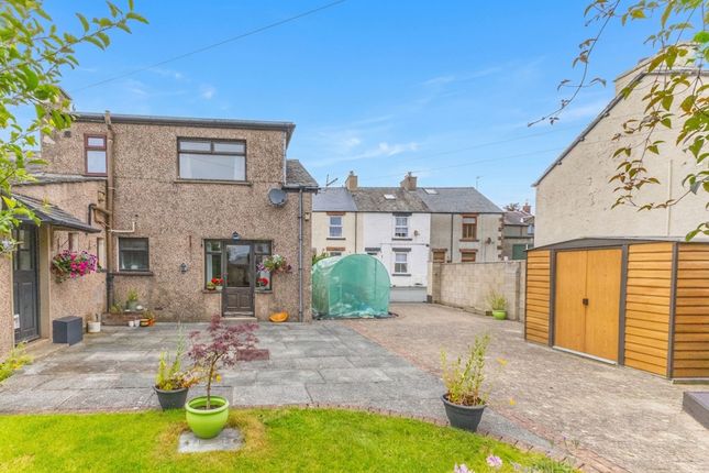 3 bed property, in 61 Main Street, £335,000