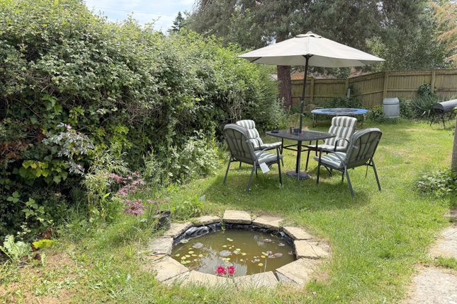 3 bed property, in Rickhayes, £255,000