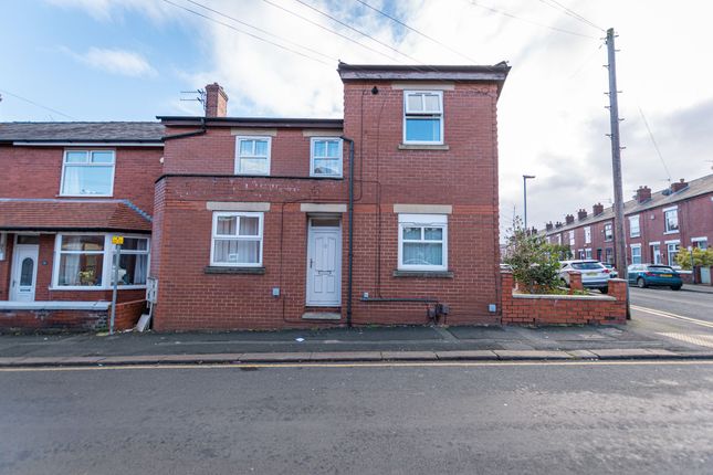 3 bed property, in Hope Street, £125,000