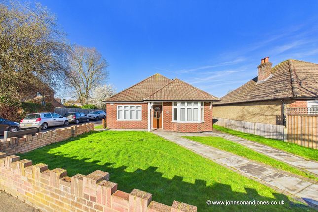 2 bed property, in Little Green Lane, £548,000