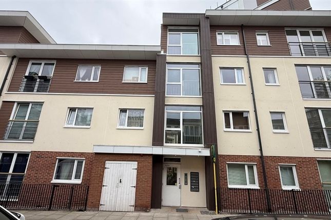 1 bed property, in Basire Street, £275,000