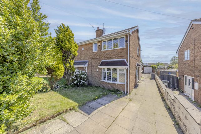 3 bed property, in Newmount Road, £165,000