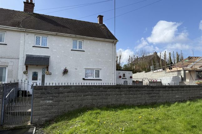3 bed property, in Y Gaer, £179,995
