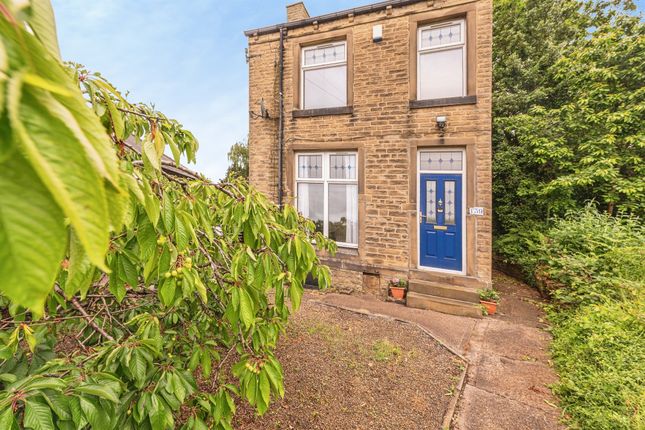 3 bed property, in Cowcliffe Hill Road, £270,000