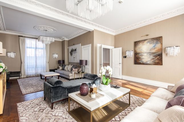 6 bed property, in Wilton Street, £10,200,000