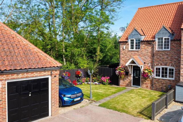 3 bed property, in Skayman Fields, £250,000