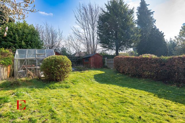 4 bed property, in Maidavale Crescent, £425,000