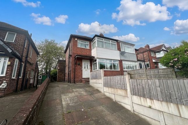 3 bed property, in Langworthy Road, £235,000