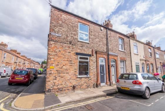 Land, in Gordon Street, £575,000