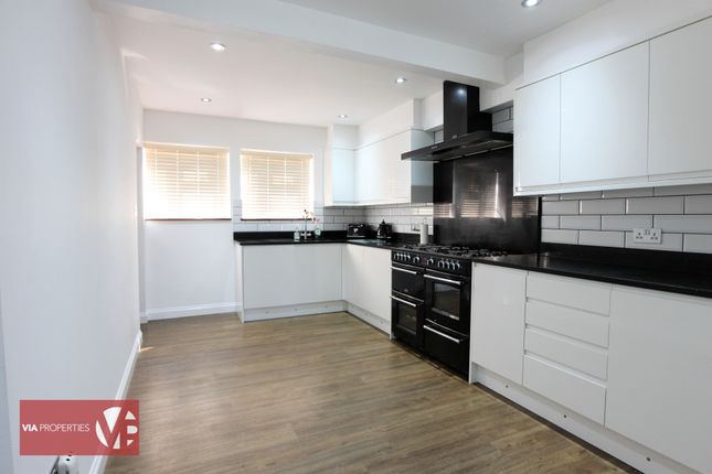 4 bed property, in St. Cuthberts Road, £539,000