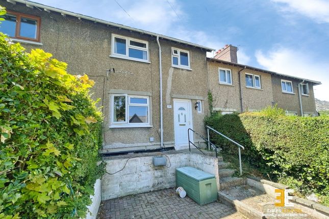 3 bed property, in Helyg Road, £155,000
