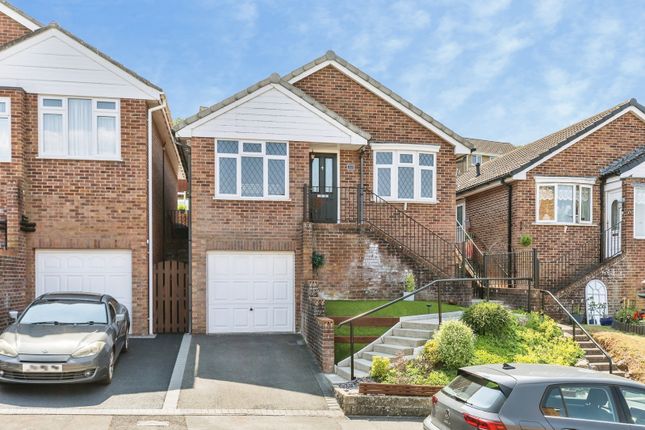 2 bed property, in Bramblewood Road, £289,950