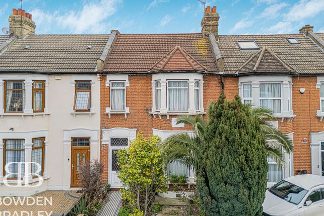 3 bed property, in Ladysmith Avenue, £550,000