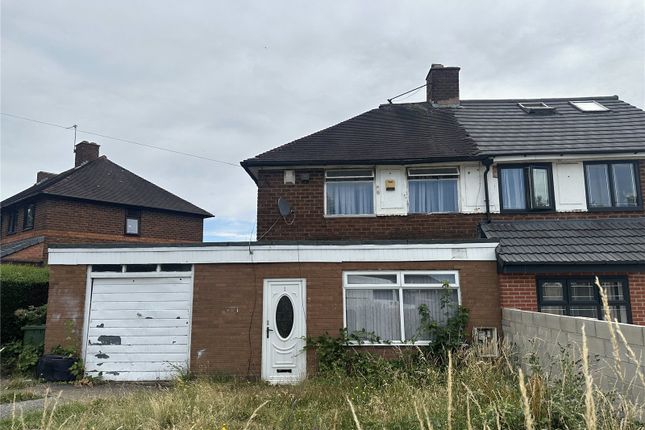 3 bed property, in Flaxton Grove, £190,000