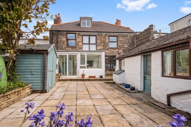 3 bed property, in Fore Street, £370,000