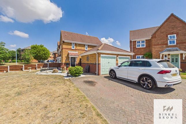 2 bed property, in Welling Road, £450,000