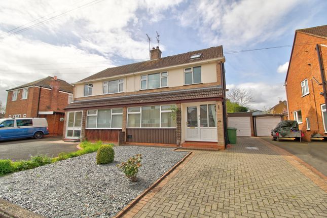 4 bed property, in Manor Avenue South, £299,995