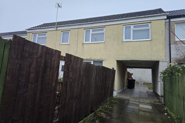 3 bed property, in 122 Bearncroft, £30,000