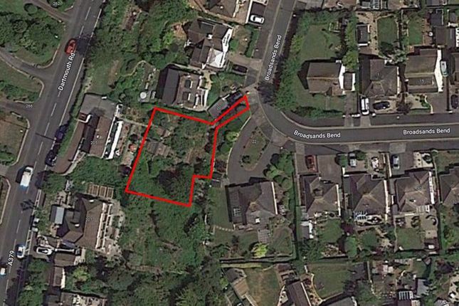 Studio, in Dartmouth Road, £200,000