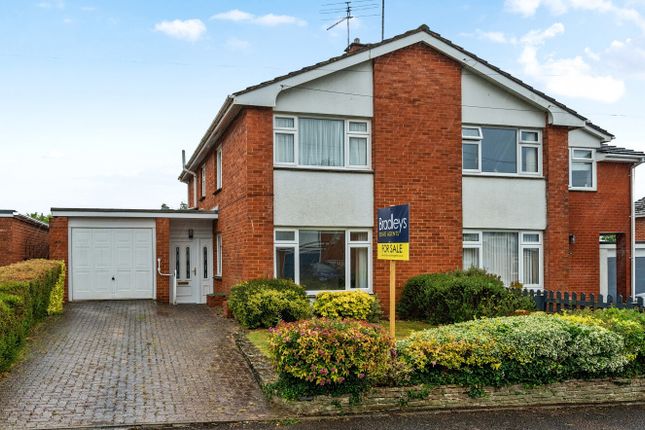 3 bed property, in Ridgeway Gardens, £325,000
