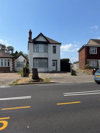 3 bed property, in Mawney Road, £625,000