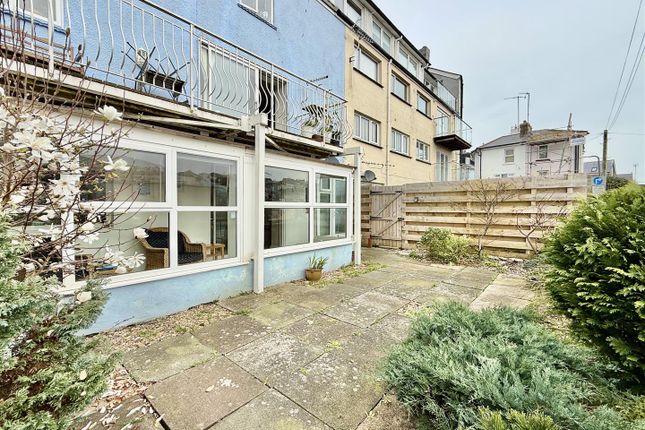 1 bed property, in Church Hill East, £189,950