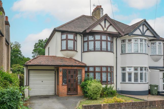3 bed property, in Hogarth Avenue, £550,000