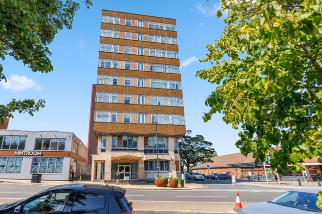 1 bed property, in Church Street, £45,000