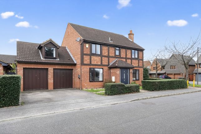 5 bed property, in Swayne Rise, £750,000