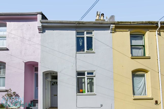 4 bed property, in Rochester Street, £425,000