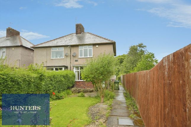 2 bed property, in Calow Lane, £170,000