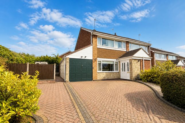 3 bed property, in Sharon Way, £269,950