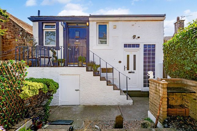 4 bed property, in High Street North, £160,000