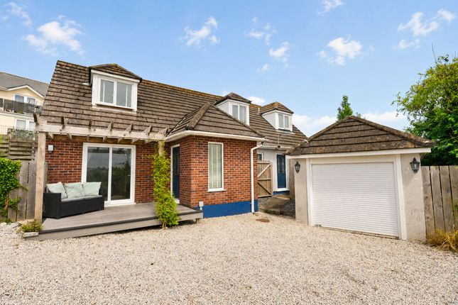 5 bed property, in Rawley Lane, £450,000