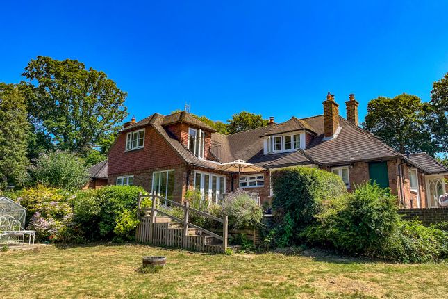 3 bed property, in Butchers Lane, £675,000